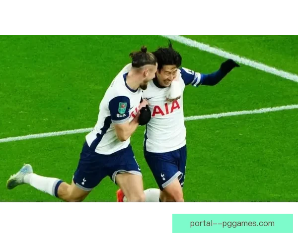 孙兴慜再现神勇在国家队比赛中上演梅开二度精彩瞬间