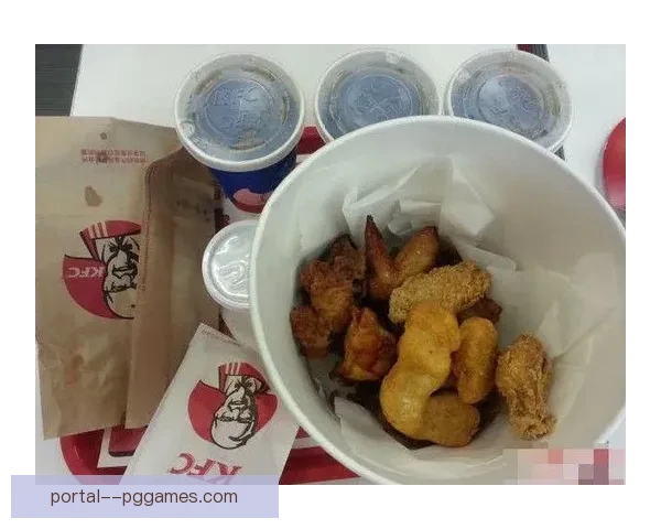 某知名快餐推出世界杯全家桶 以官方合作品牌身份为球迷带来独特美味体验